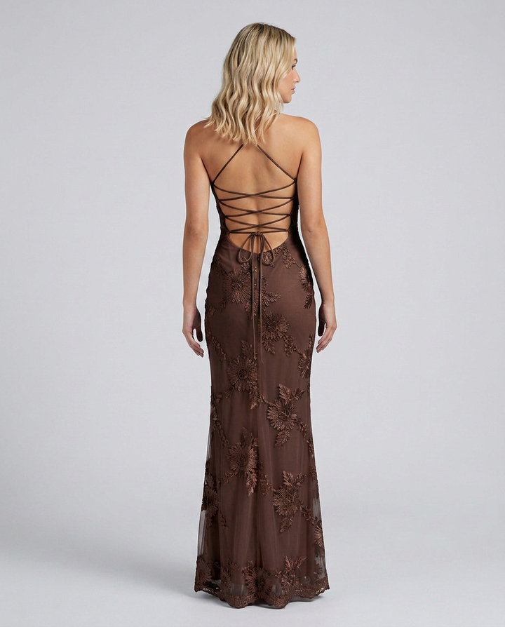 Party-ready women's floral appliqué maxi dress, featuring a sophisticated lace-up back. Ideal evening wear.