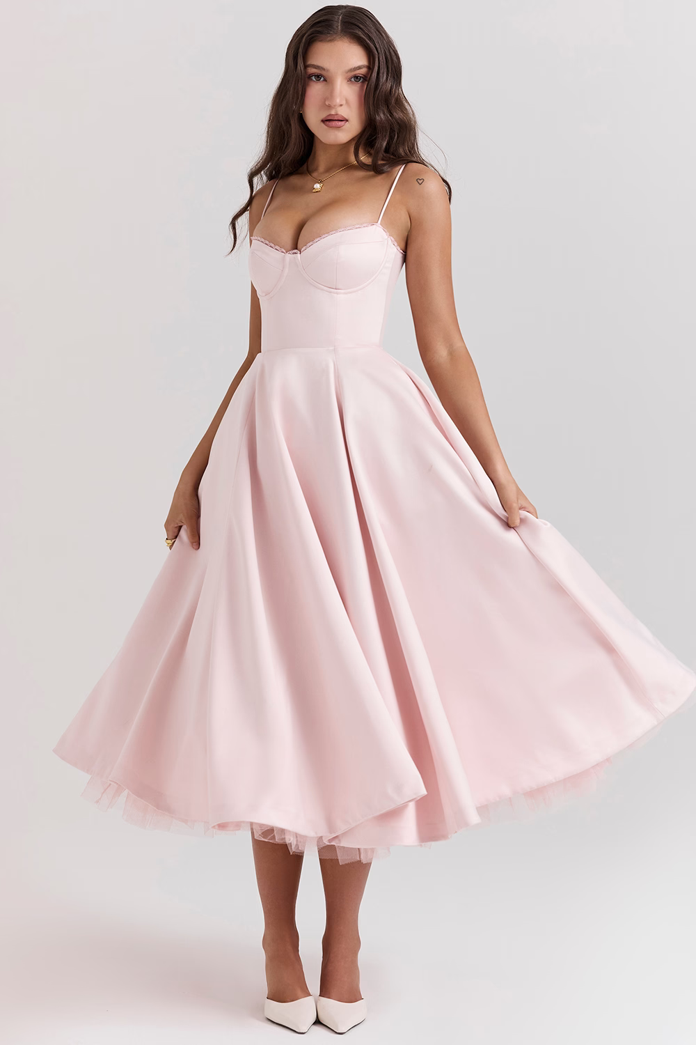 Elegant women's summer midi dress featuring a comfortable corset bodice, soft lace accents, and convenient pockets.