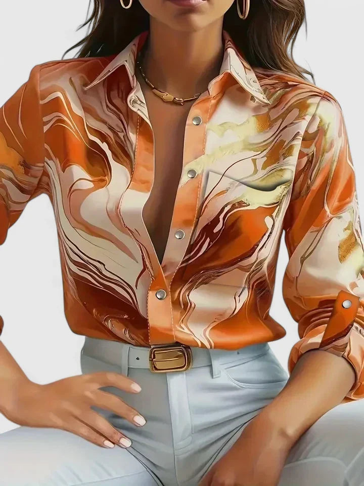 Comfortable long-sleeve women's blouse with an elegant design, suitable for formal or everyday wear.