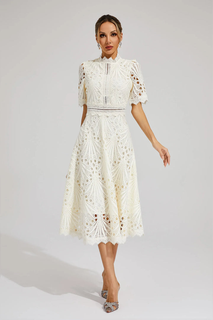 Elegant women's midi dress for wedding guests & parties, featuring a flattering scoop neck. Spring/summer style.