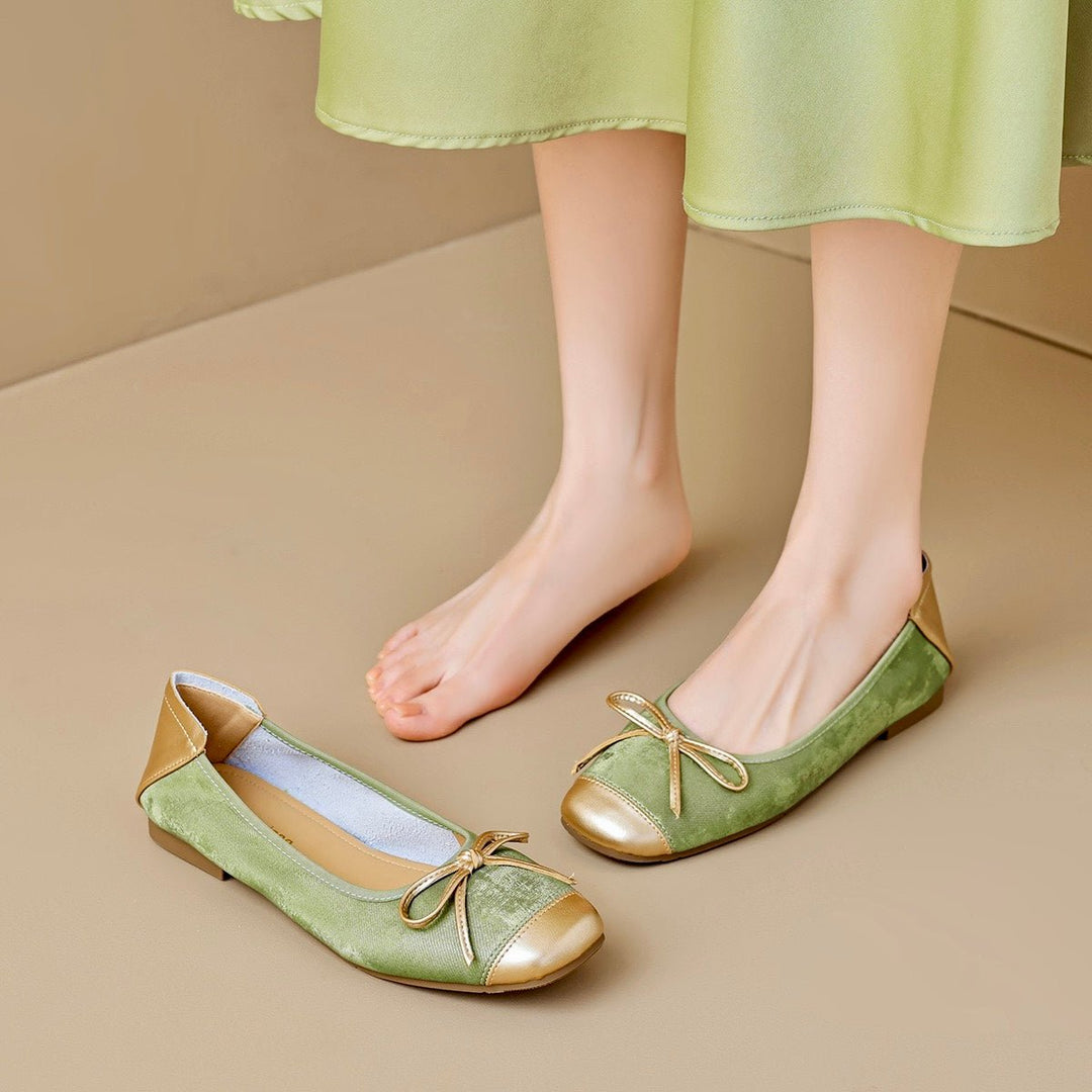 Chic bow ballet flats for women. Elegant, comfortable square toe footwear. Perfect for any fashion-forward look.