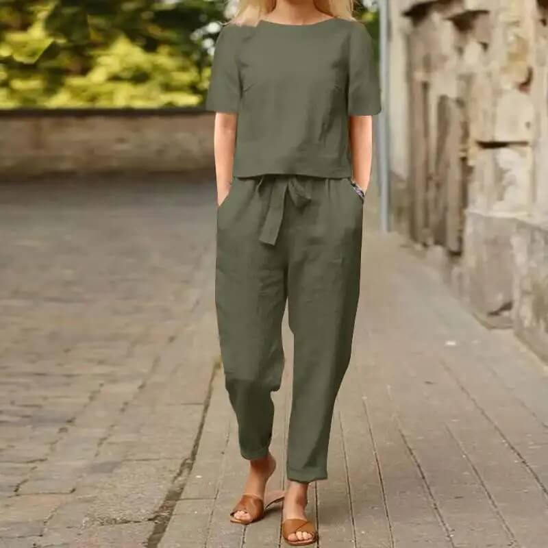 Comfortable women's spring fashion two-piece set in vintage style cotton blend, perfect for summer casual wear.
