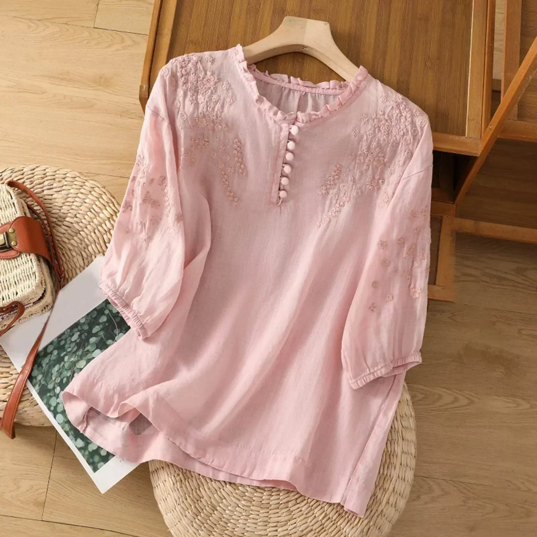 Sophisticated women's vintage style blouse, long sleeve, embroidered details, perfect for everyday chic fashion.