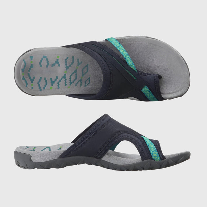 Adjustable women's comfortable sandals with ergonomic arch support, perfect for walking.