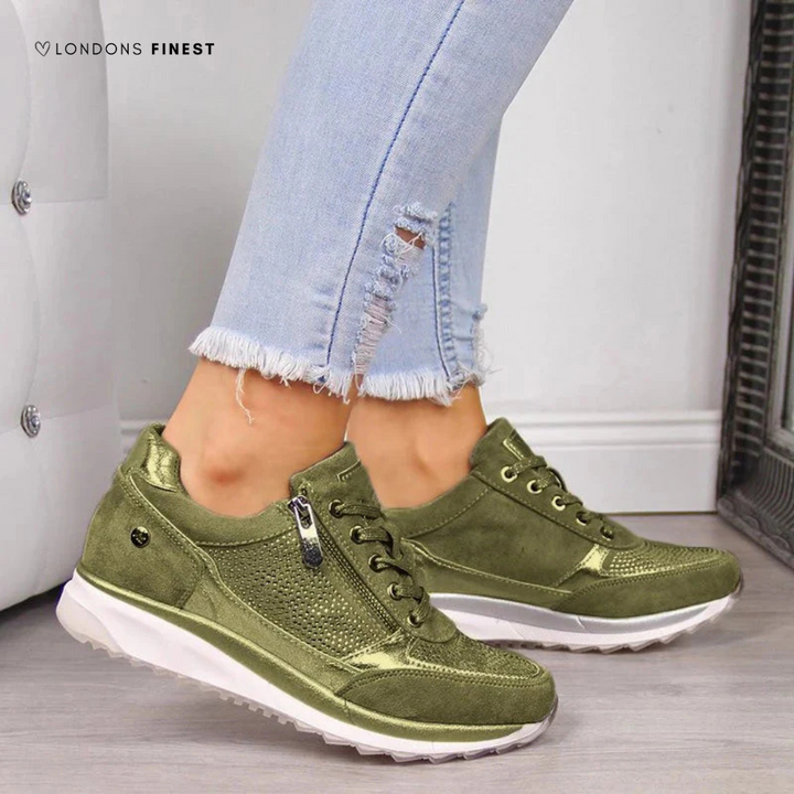 Versatile women's sneakers featuring arch support & soft cushioning, ideal for comfortable daily walking.