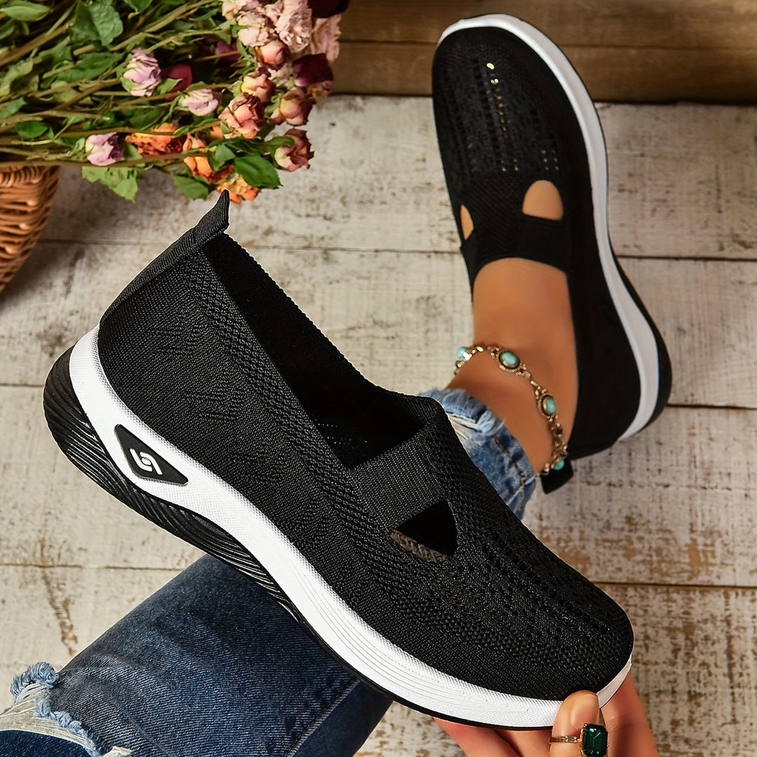 Easy slip-on women's casual sneakers, designed for ergonomic comfort and versatile style.