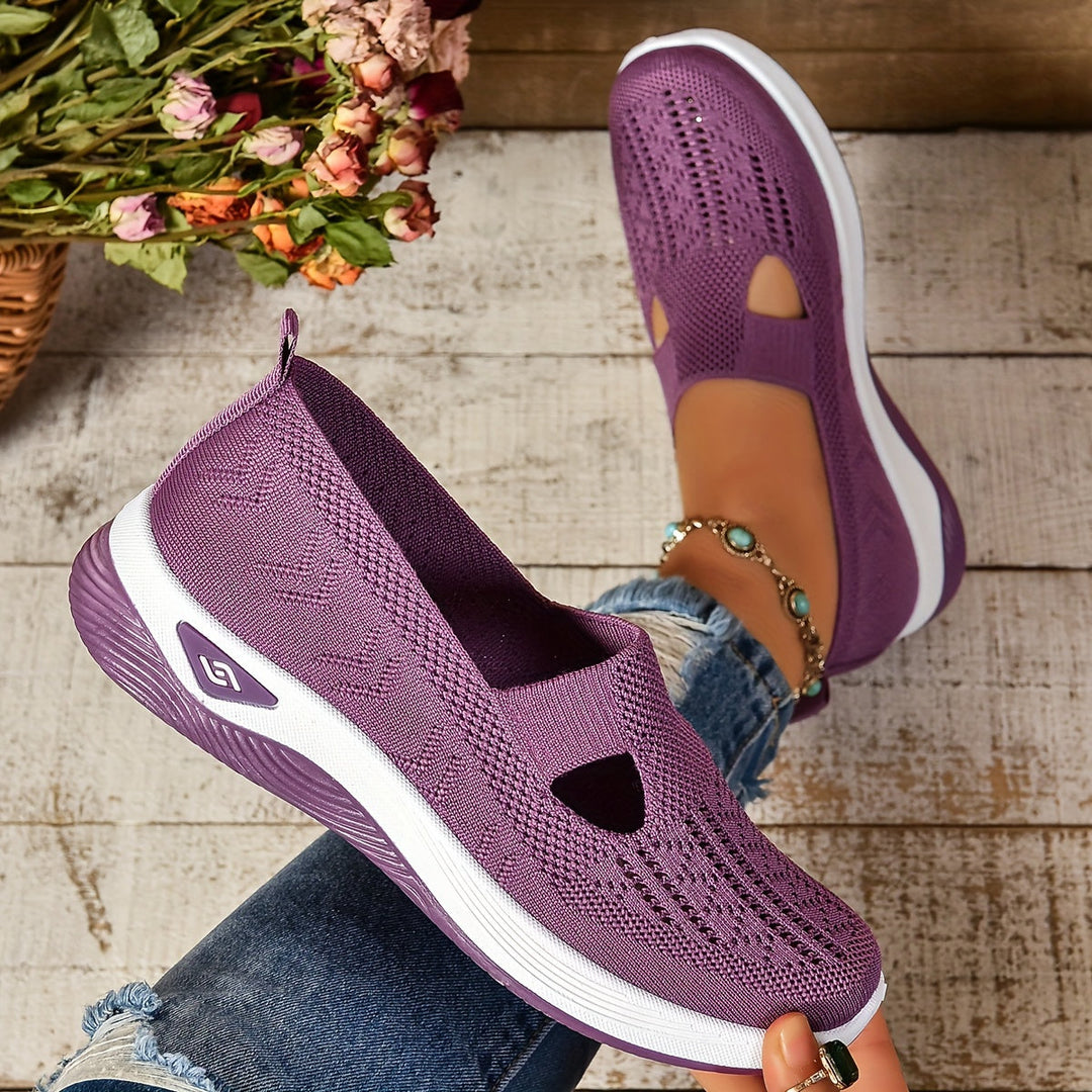 Comfortable women's daily wear sneakers, featuring ergonomic design & excellent arch support.