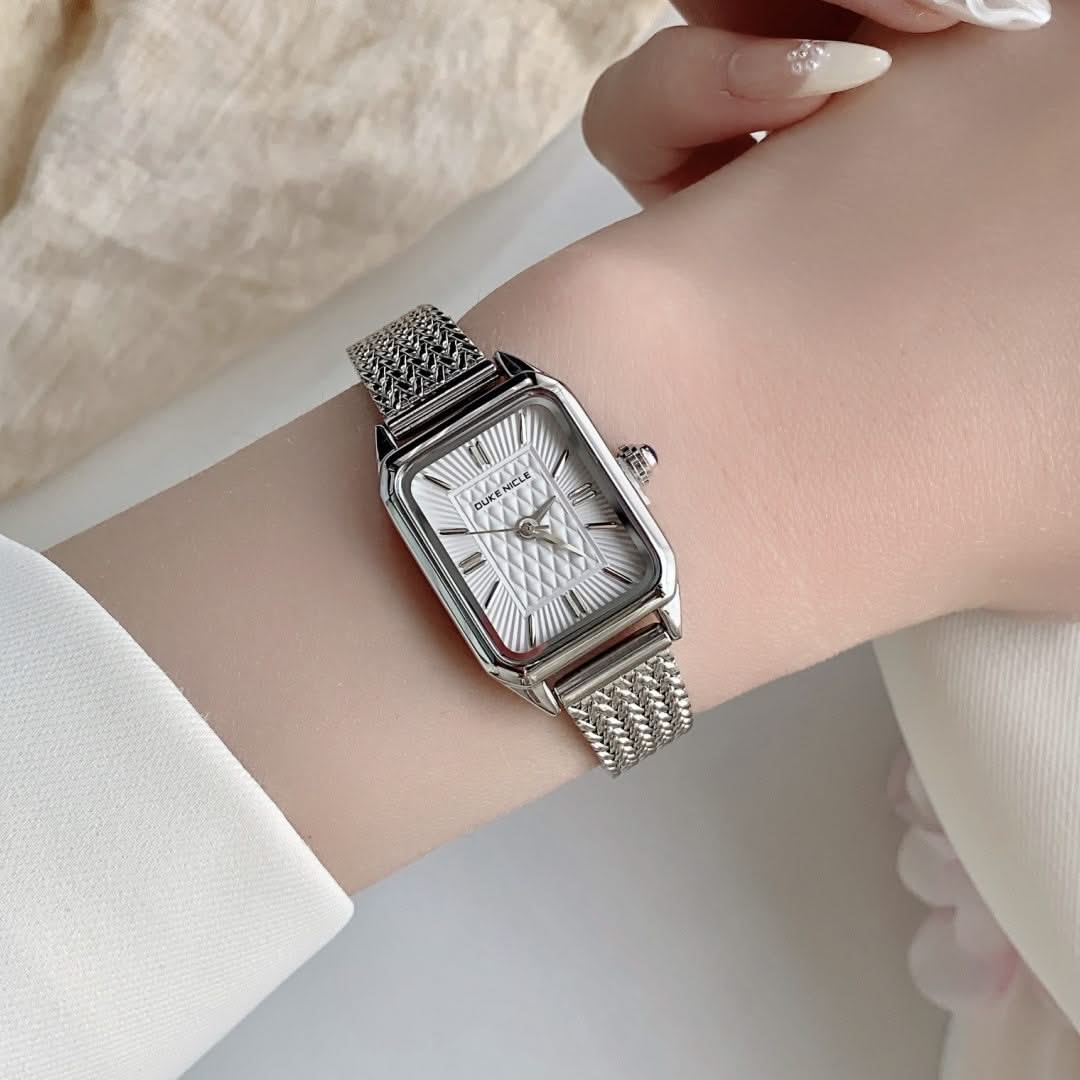 Classic Estella women's wristwatch, a versatile elegant daily accessory with sleek design for modern women.