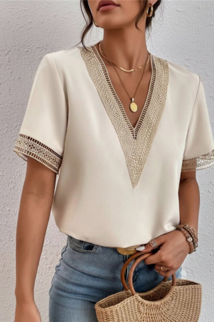 Stylish women's summer fashion short sleeve t-shirt, ideal for warm weather casual wear.