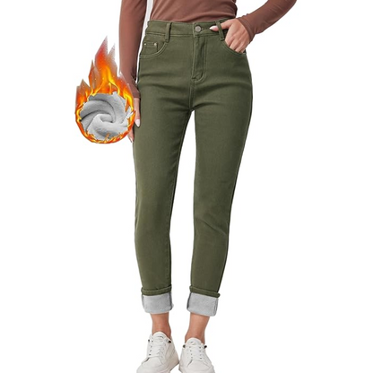 Plus size women's fleece-lined thermal skinny jeans, ensuring warmth and cozy fashion in winter.