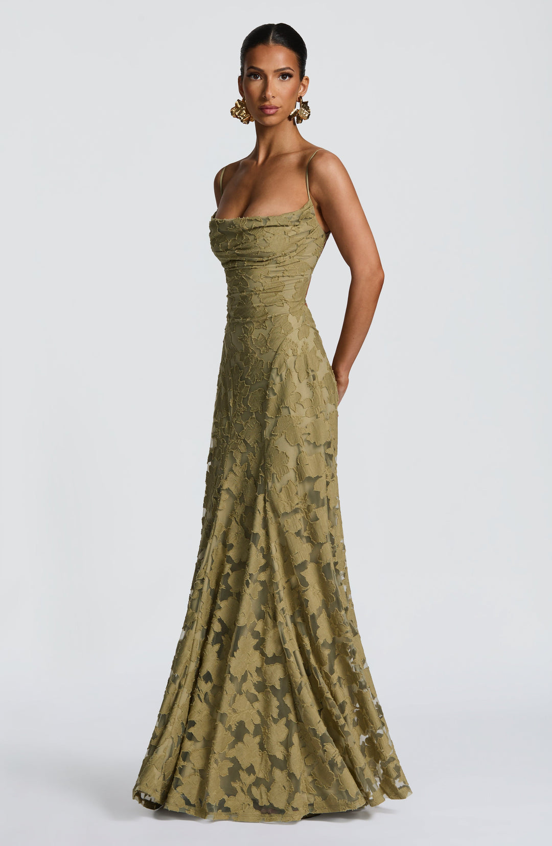 Vibrant women's floral vacation maxi dress, long & casual with a chic waterfall neckline.