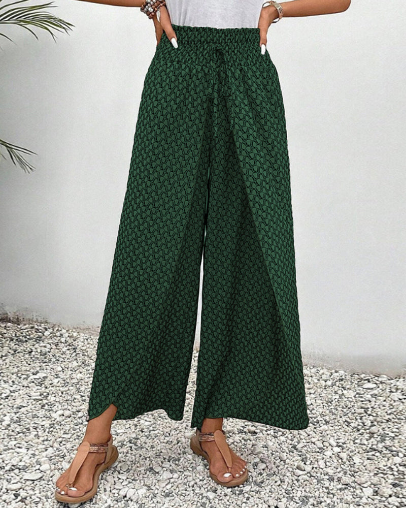 Chic women's flowy wide leg pants with a relaxed fit, a must-have for modern fashion.
