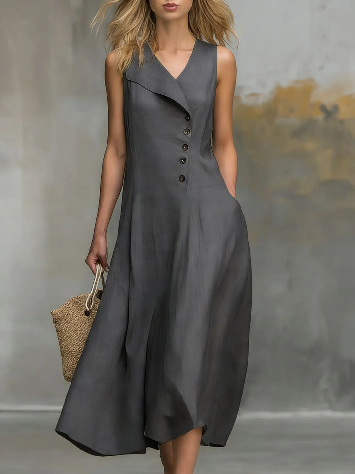 Comfortable women's sleeveless flowy midi dress, perfect for casual everyday wear with a relaxed fit.