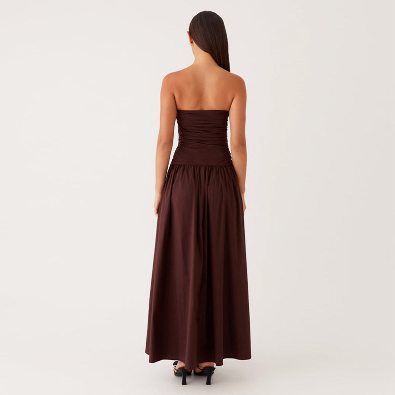 Long, flowy strapless maxi dress for women, a summer essential for elegant evening apparel.