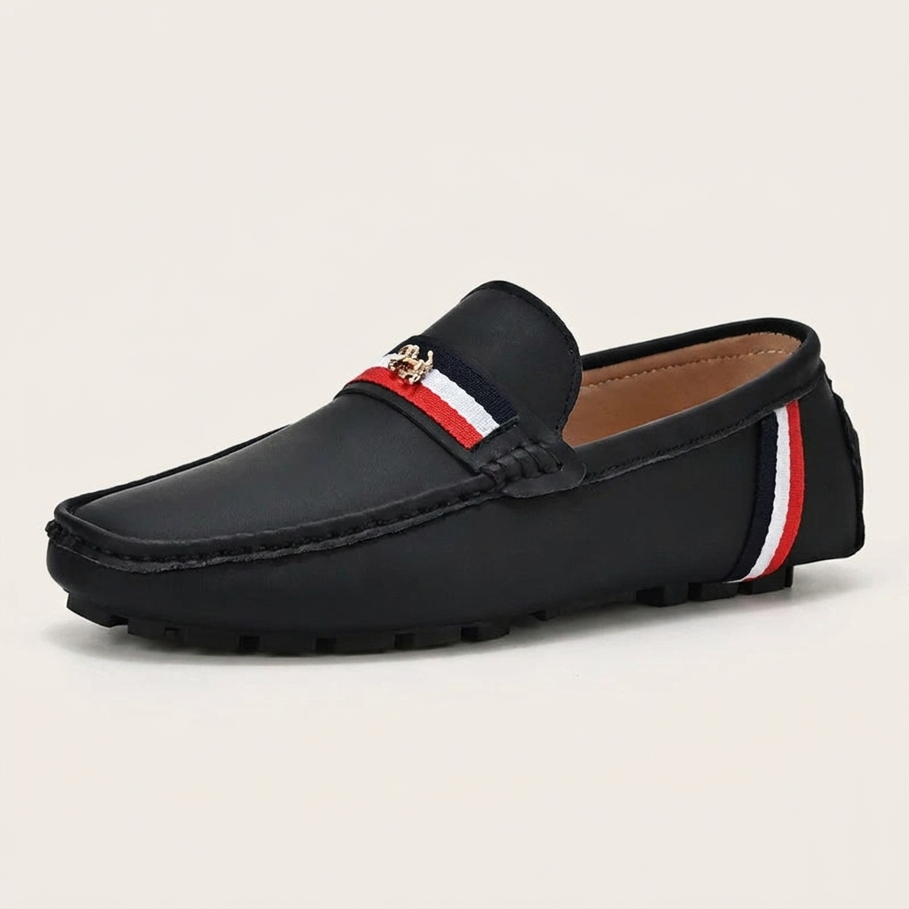 Gaeta Stripe loafers: comfortable, elegant women's flats, perfect for a stylish summer look.