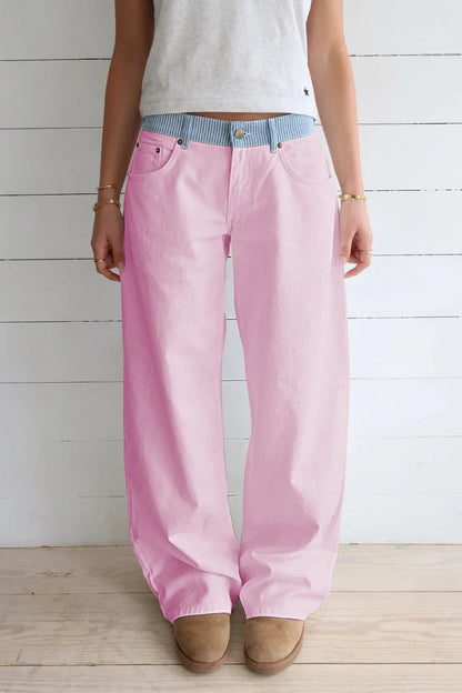 Effortless fashion: high-rise wide-leg denim jeans for women, comfortable and stylish for any occasion.