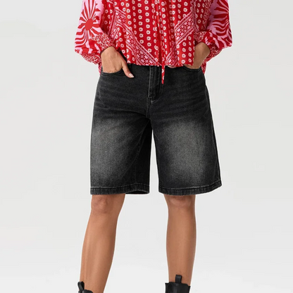 Classic blue high-waist women's Bermuda shorts, perfect for comfortable and stylish everyday summer wear.