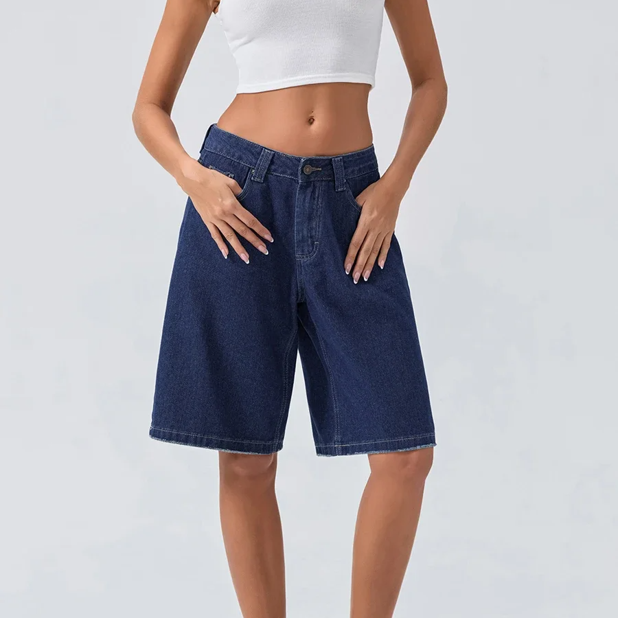 Effortlessly stylish women's high-waist Bermuda shorts, providing ultimate comfort for summer fashion.