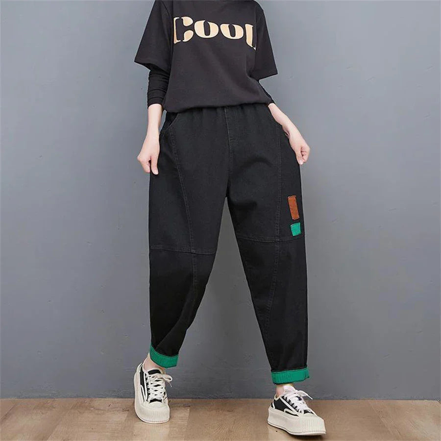 Comfortable plus size women's casual pants: high-waisted baggy oversized ankle jeans for all-year style.