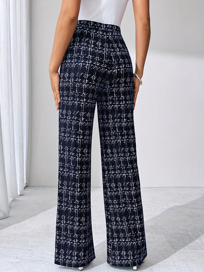 Versatile women's plaid flare pants, high-waisted, stretch knit, with a modern flared leg.