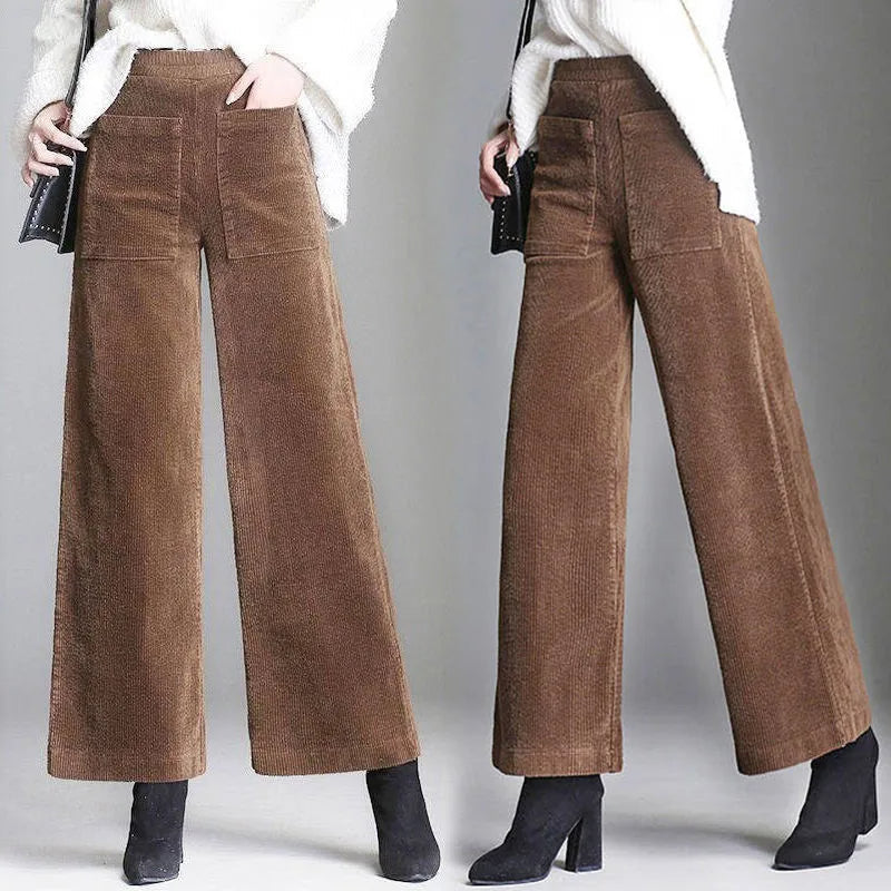 Women's high-waisted retro-inspired flare trousers, perfect for a chic vintage everyday look.