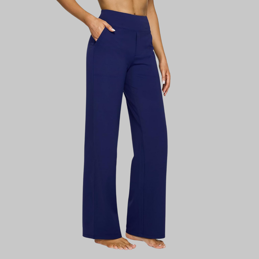 Practical women's high-waisted wide-leg pants with easy-access side pockets, perfect for summer.