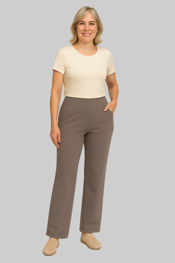 Loose fit women's pants featuring a high waist & wide leg, great for summer comfort & trend.