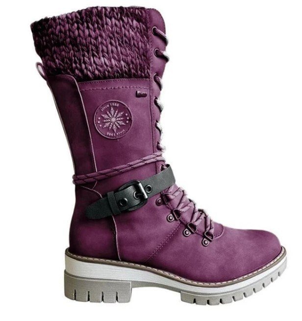 Fashionable women's winter boots, cozy and waterproof, ideal for snow & cold weather.