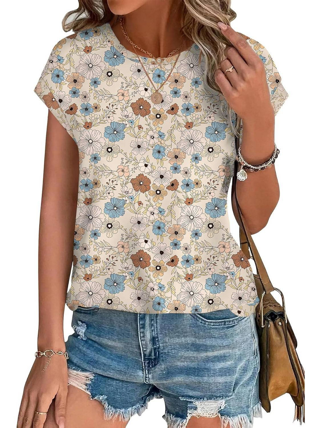 Casual women's crew neck top with a unique leaf pattern, great for spring and summer comfort.