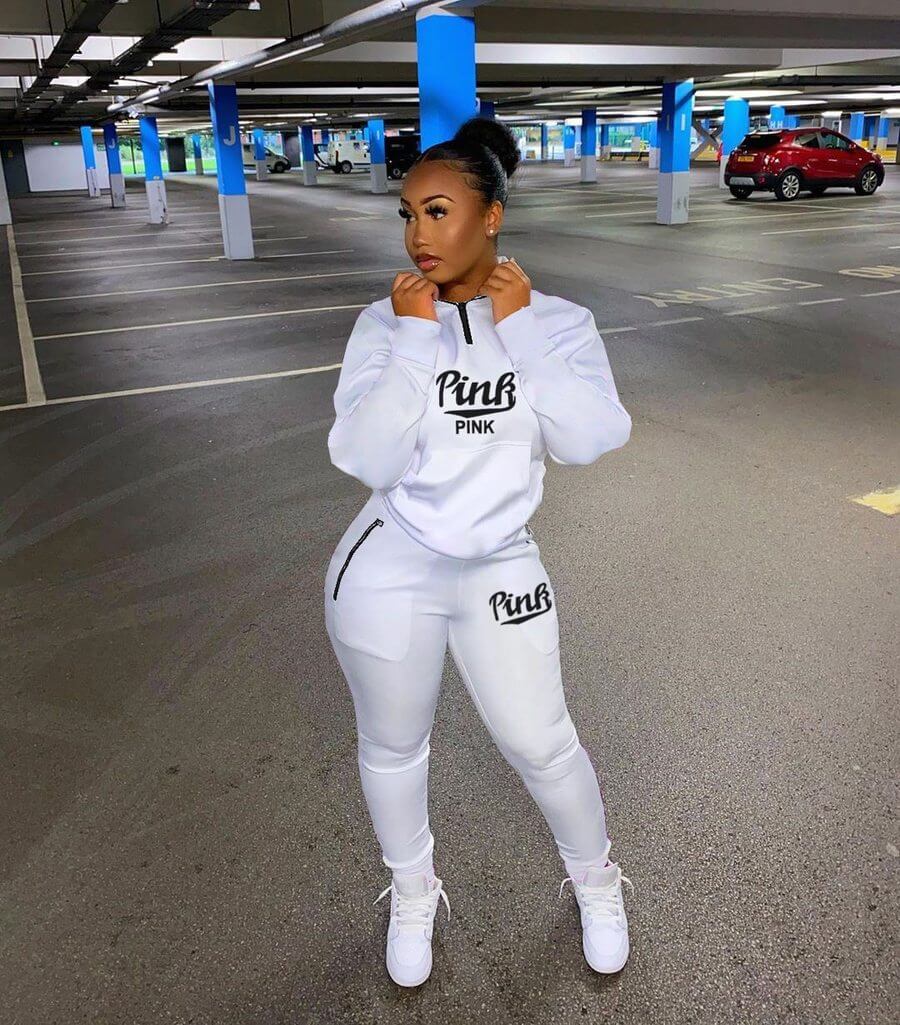 Comfortable women's letter print loungewear set, a versatile two-piece athletic outfit.