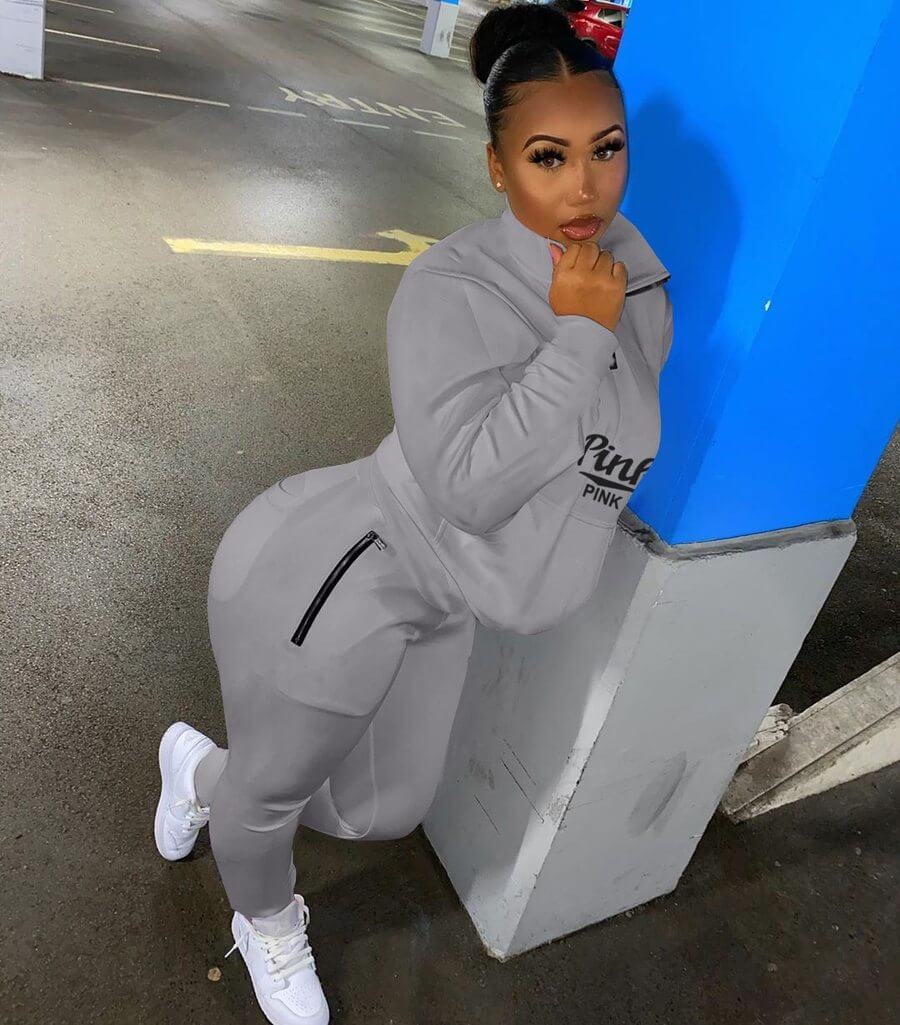 Women's stylish letter print tracksuit set, perfect for a fashionable and comfortable look.