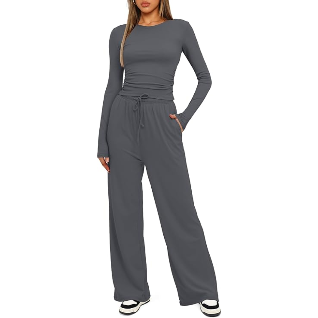 Front view of Lieke women's 2-piece lounge set. Casual wide-leg loungewear, ideal for breathable autumn comfort.
