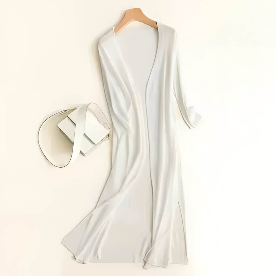 Elegant women's long sleeve cardigan. Lightweight, open front design for comfortable, versatile fashion.