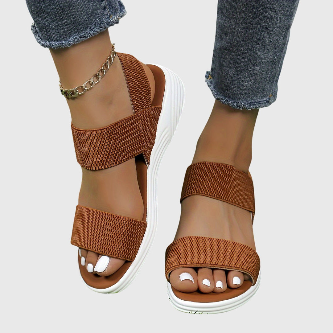 Everyday women's comfort sandals, adjustable, lightweight, with supportive orthopedic arch.