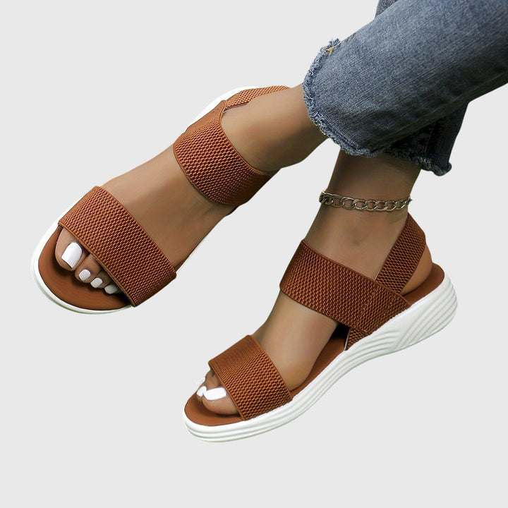 Women's lightweight sandals, orthopedic features & adjustable arch support for ultimate comfort.