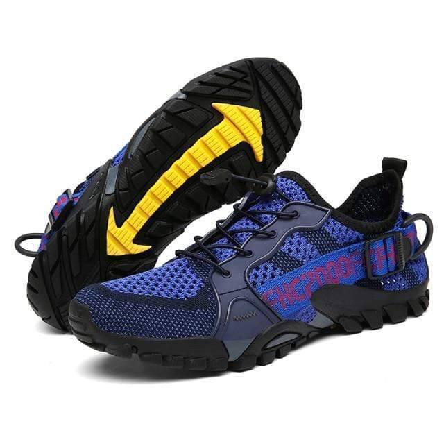 Detailed image of the sole of women's lightweight summer trekking shoes, offering good grip for hiking