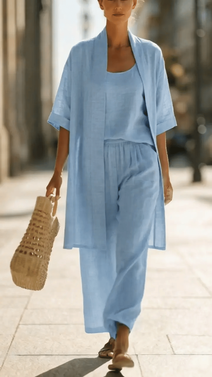 Comfortable women's linen-cotton blend three-piece set. Casual summer outfit, perfect for everyday or travel.