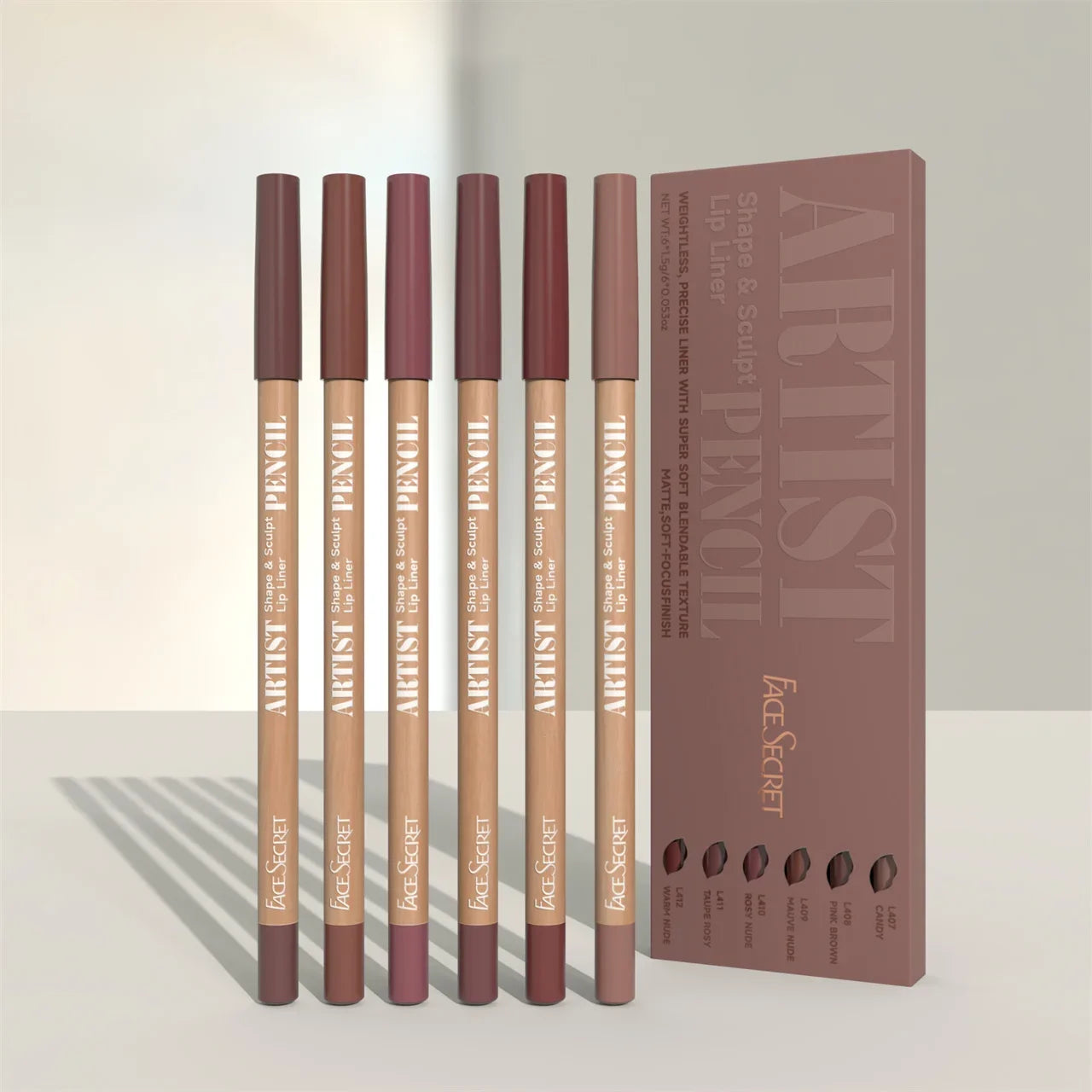 Achieve perfect, defined lips with this women's long-lasting waterproof lip liner set in nude pink, brown & rose.