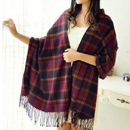 Premium women's soft cashmere check scarf, luxurious and incredibly warm for sophisticated style.
