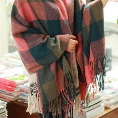 Cozy women's luxury cashmere check scarf, perfect for staying warm and stylish in cold weather.