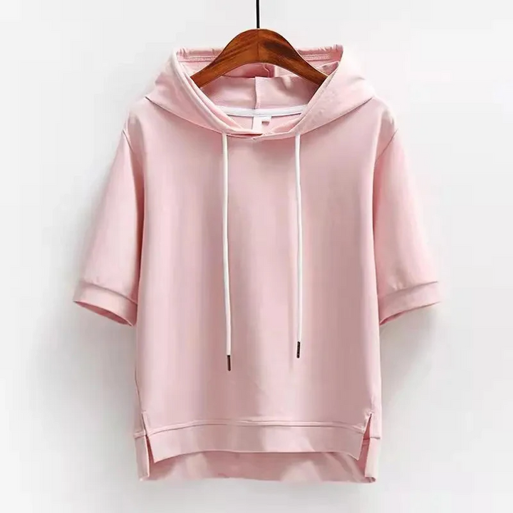 Women's Maison short-sleeve relaxed hoodie for casual wear, offering comfort and style.