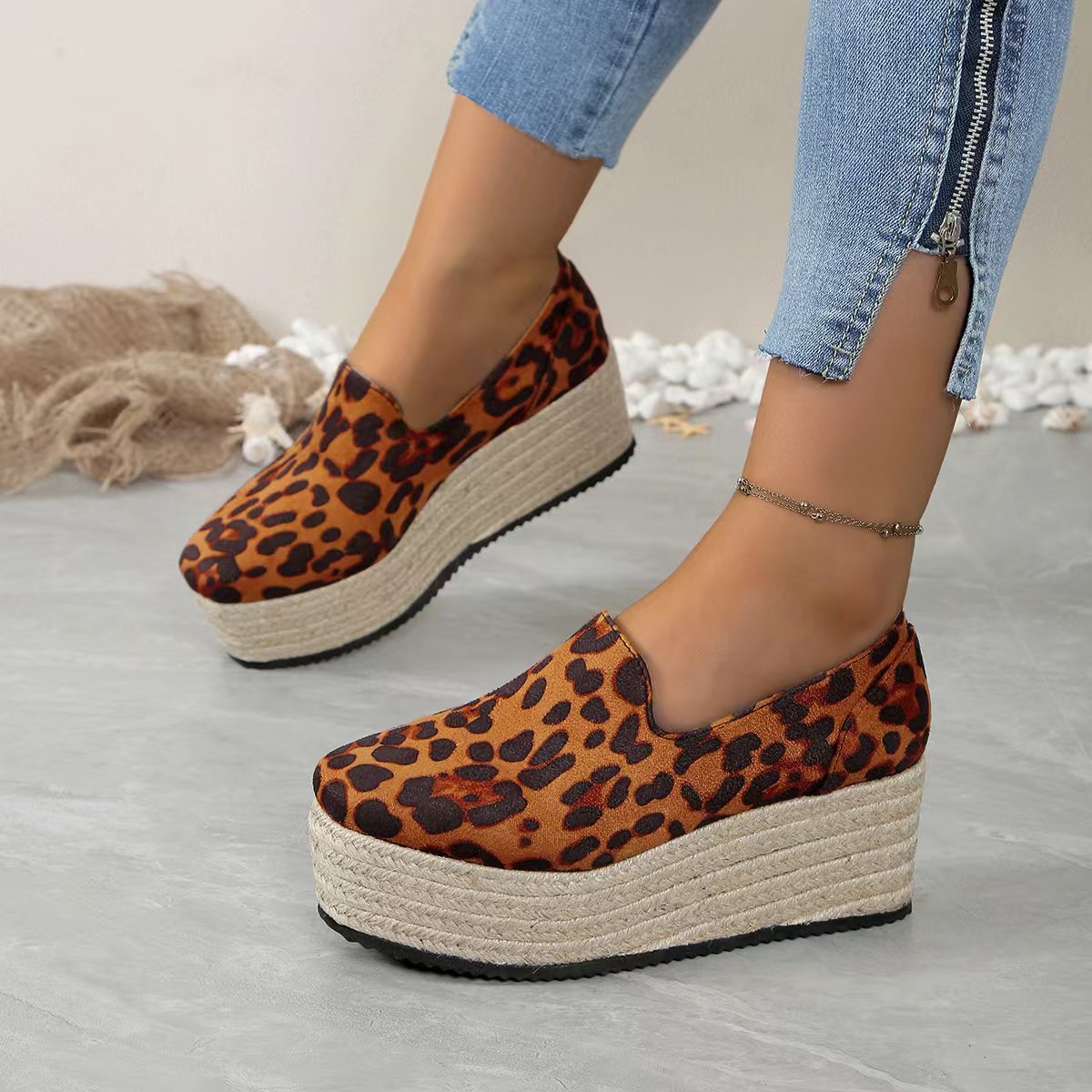 Supportive Maribel Rise orthopedic platform slip-on shoes, women's comfortable casual footwear.