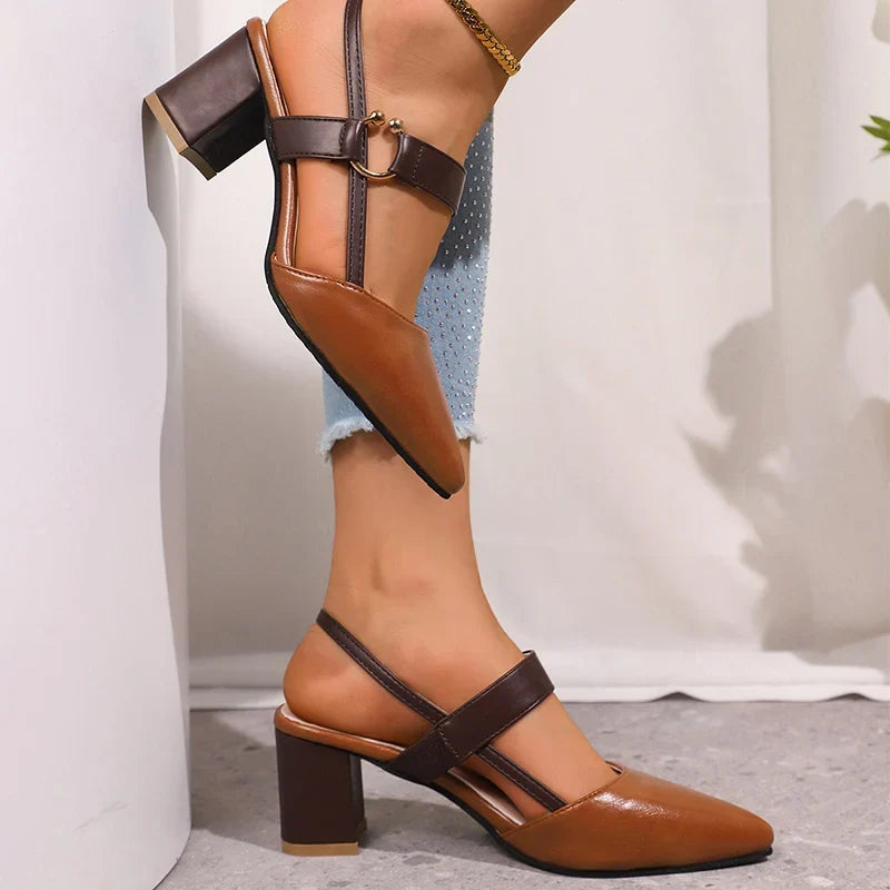Comfortable women's block heels with chic ring detail, brown Mirella Chic design.
