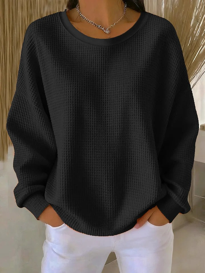 Elegant women's classic pullover sweater with long sleeves, offering a comfortable, everyday fit for versatile fashion.