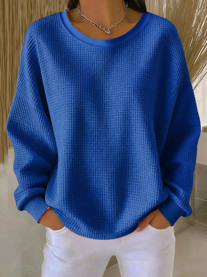 Essential women's classic sweater, a stylish and comfortable long-sleeve pullover for timeless fashion and layering.