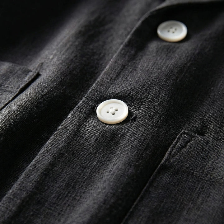 Lightweight women's relaxed fit blazer, ideal for spring fashion & comfortable office wear. Effortless style.