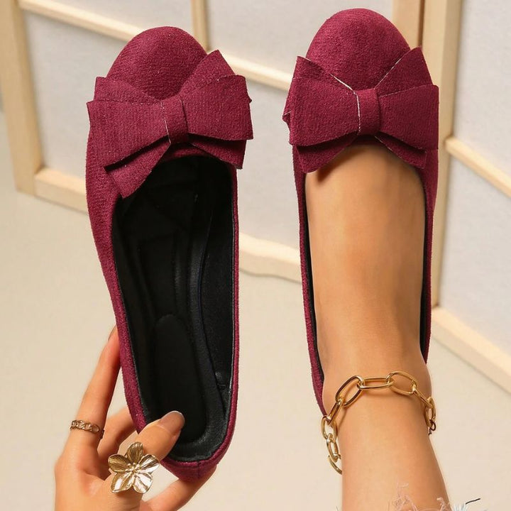 Elegant women's ballet flats, wide fit and orthopaedic for supreme all-day comfort.