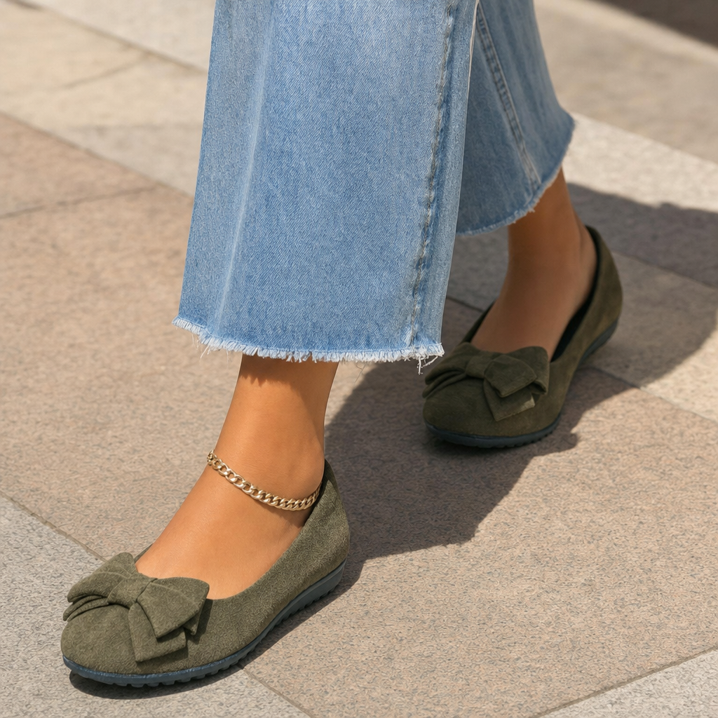 Elegant women's classic ballet flats, wide fit with orthopaedic support for everyday comfort.