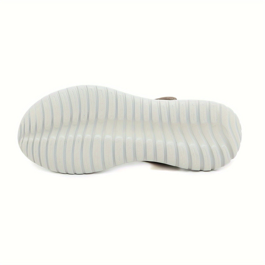 Women's supportive sandals offering arch support for plantar fasciitis sufferers.