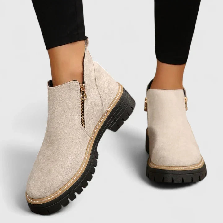 Women's supportive footwear, elegant design, with all-day orthopedic comfort.
